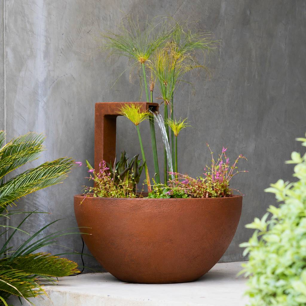 Northcote Pottery Spout Patio Pond Large Iron Rust | Urbanite Living